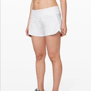 Lululemon — Run Times Short 2way Stretch 4"